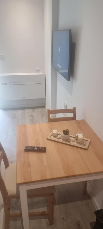 The Hub Gibraltar Apartment Exterior foto