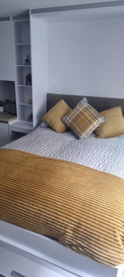 The Hub Gibraltar Apartment Exterior foto